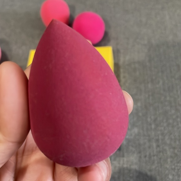 BioBlender EcoTools Cleansing Mitt & Cleansing Sponge 4 Beauty Blenders - Picture 4 of 11